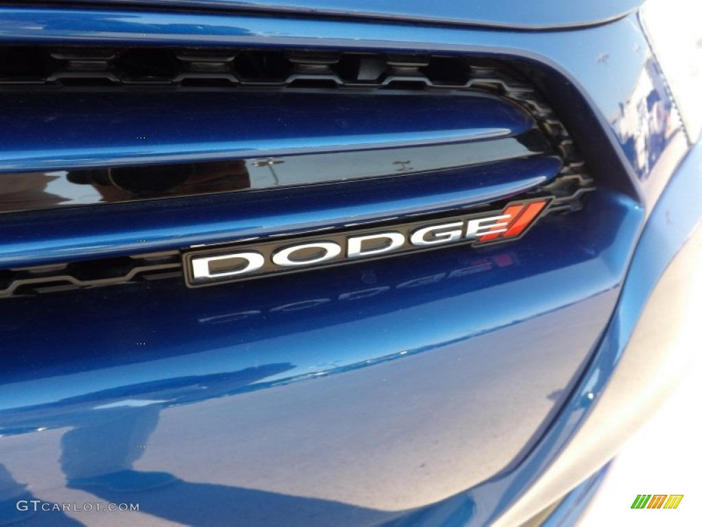 2013 Dodge Dart SXT Marks and Logos Photos