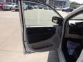 Stone White - Grand Caravan SE Photo No. 12