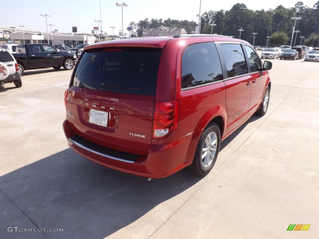 2013 Grand Caravan SXT - Redline 2 Coat Pearl / Black/Light Graystone photo #5