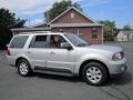 2004 Silver Birch Metallic Lincoln Navigator Luxury 4x4  photo #11