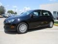 Black - Golf 4 Door Photo No. 3