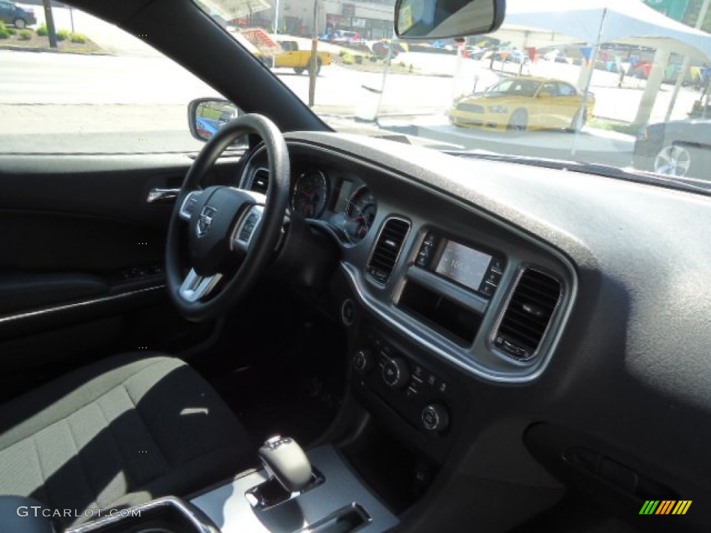 2013 Charger SE - Bright White / Black photo #13