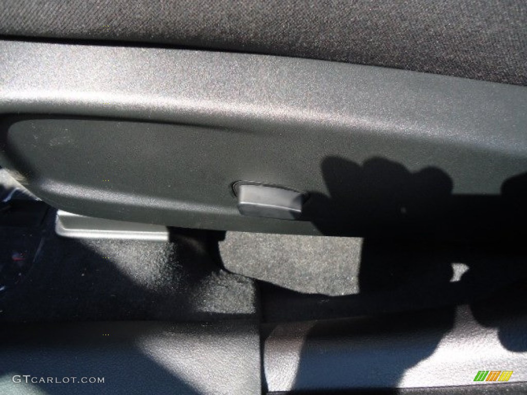 2013 Charger SE - Bright White / Black photo #20