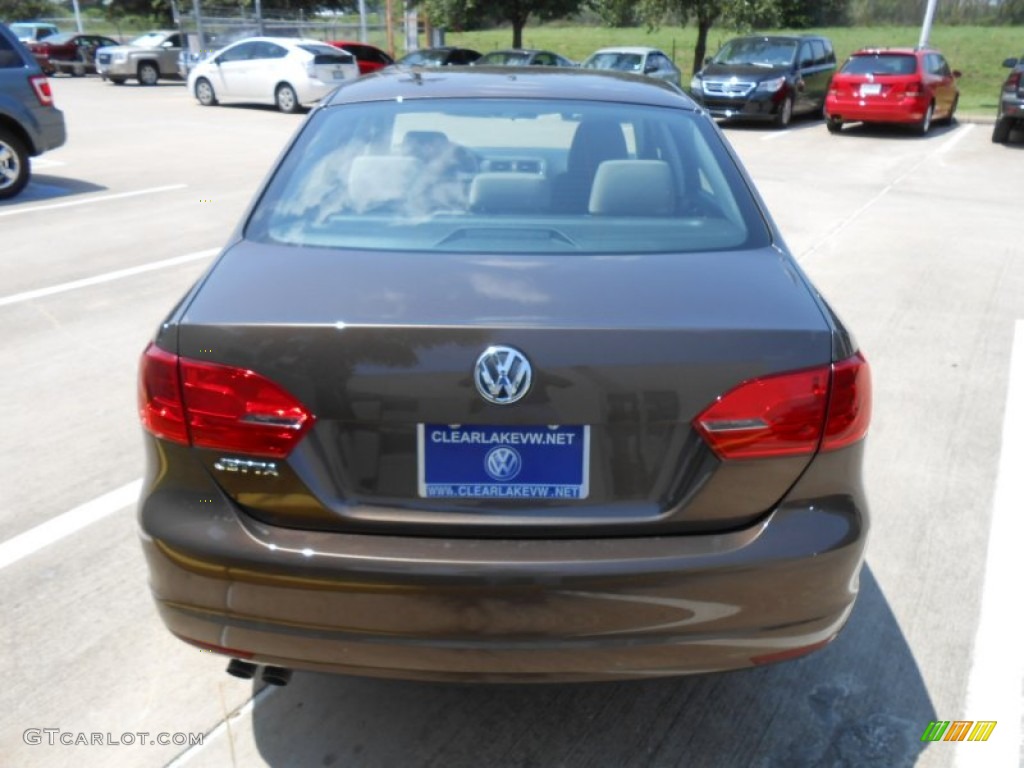 2013 Jetta S Sedan - Toffee Brown Metallic / Latte Macchiato photo #6