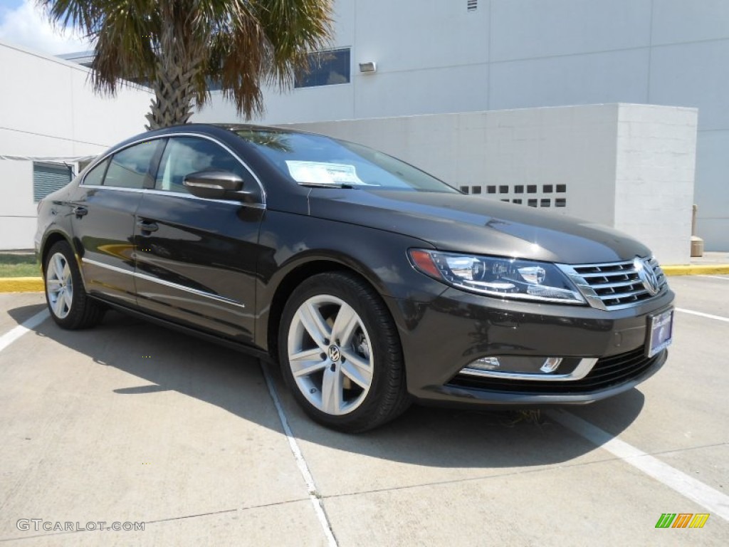 Black Oak Brown Metallic Volkswagen CC