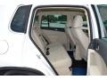 Candy White - Tiguan SE Photo No. 4