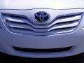 Super White - Camry LE Photo No. 5
