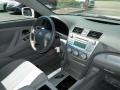 Super White - Camry LE Photo No. 21