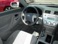 Super White - Camry LE Photo No. 33