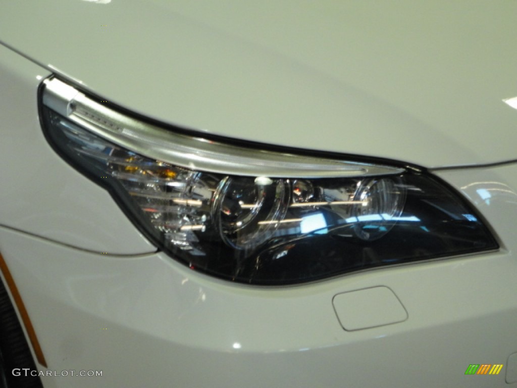2010 5 Series 528i xDrive Sedan - Alpine White / Cream Beige photo #31