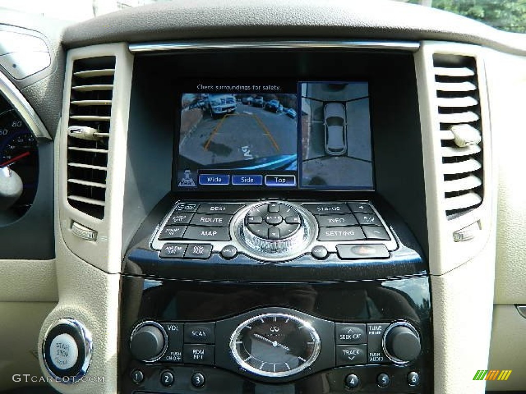 2011 Infiniti FX 35 AWD Controls Photos