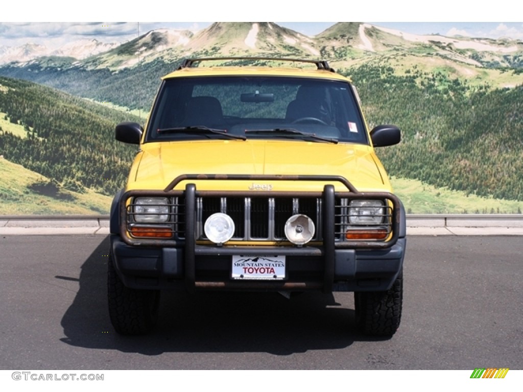 2000 Cherokee Sport 4x4 - Solar Yellow / Agate Black photo #7