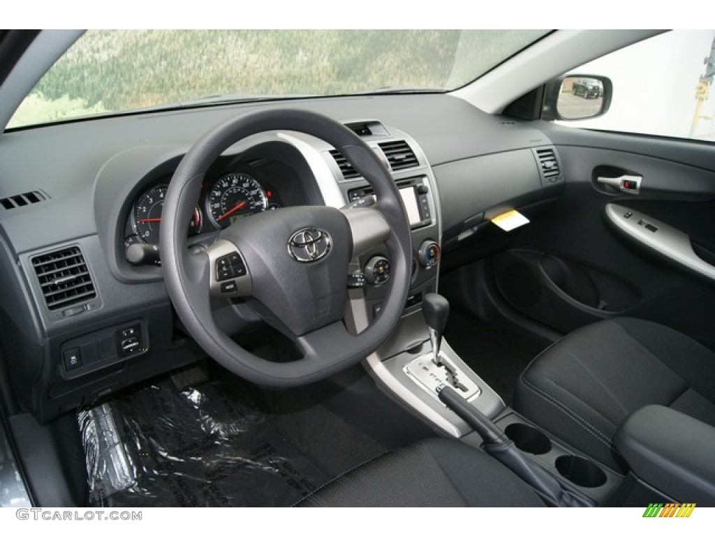 Dark Charcoal Interior 2013 Toyota Corolla S Photo #69771841