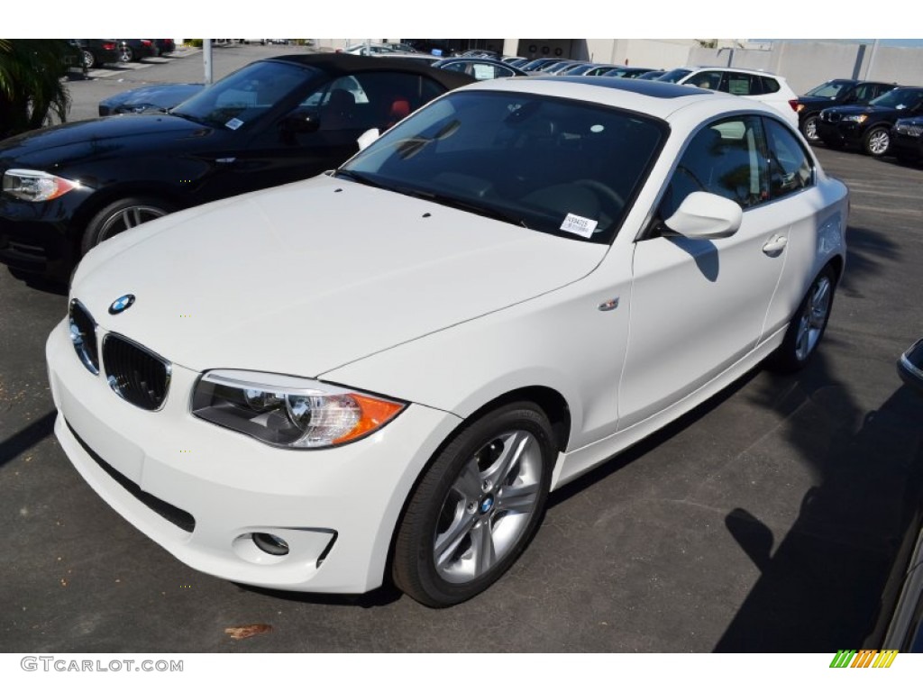 2013 1 Series 128i Coupe - Alpine White / Black photo #9