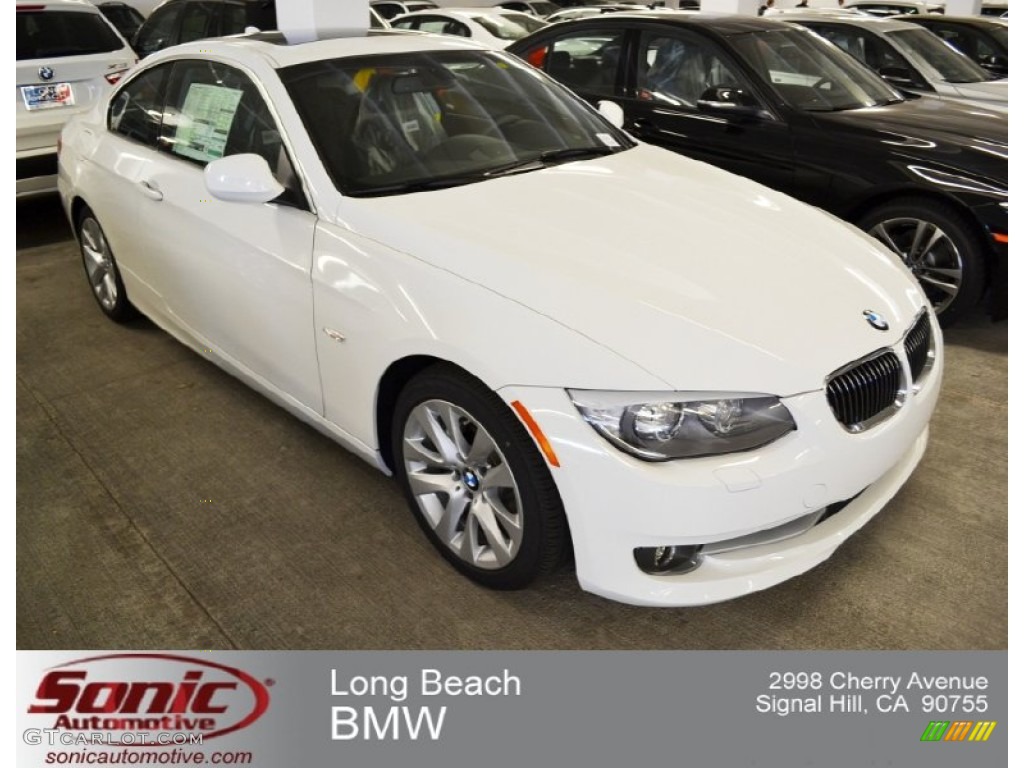 2013 3 Series 328i Coupe - Alpine White / Black photo #1