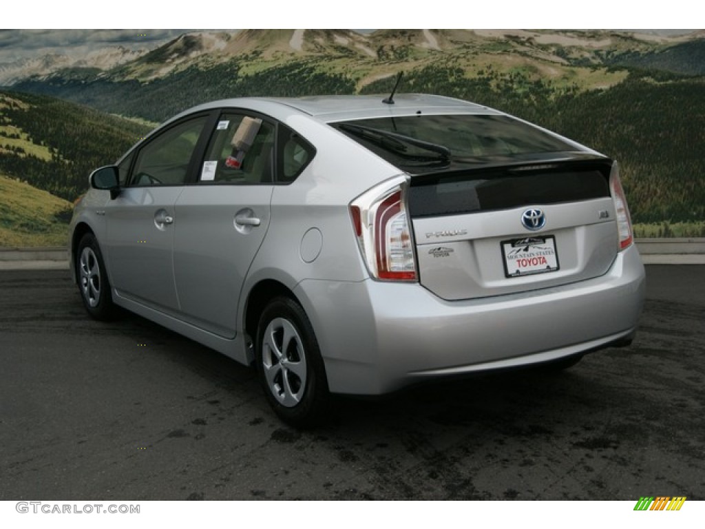2012 Prius 3rd Gen Two Hybrid - Classic Silver Metallic / Misty Gray photo #2