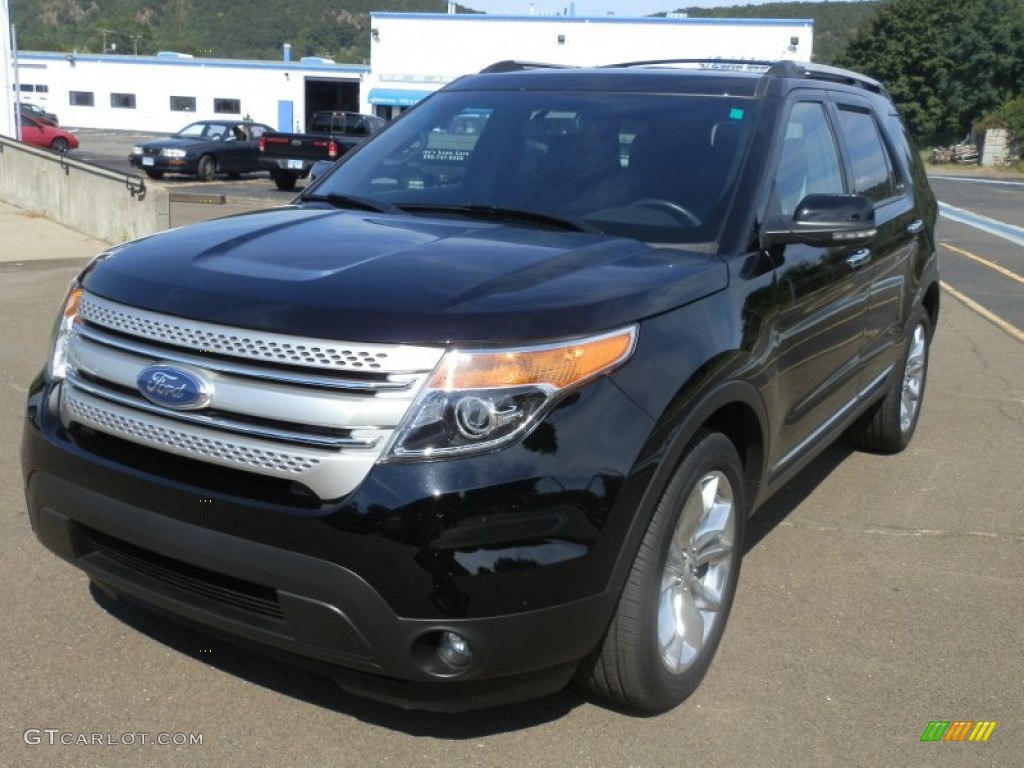 2012 Explorer XLT 4WD - Black / Charcoal Black photo #2