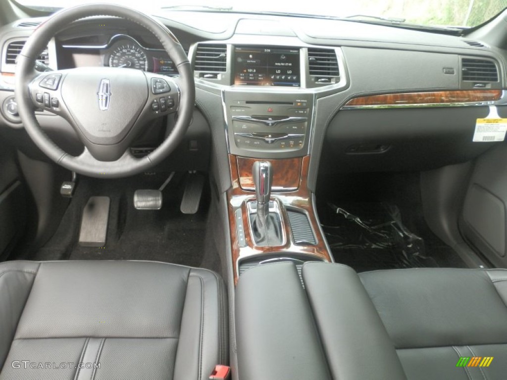 2013 Lincoln MKS EcoBoost AWD Charcoal Black Dashboard Photo #69777520