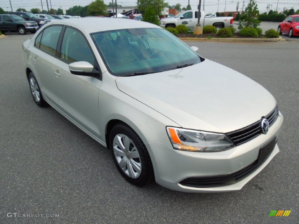 2012 Jetta SE Sedan - Moonrock Silver Metallic / Titan Black photo #3