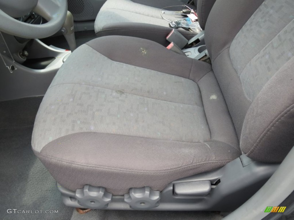 2005 Accent GLS Sedan - Stormy Gray / Gray photo #34