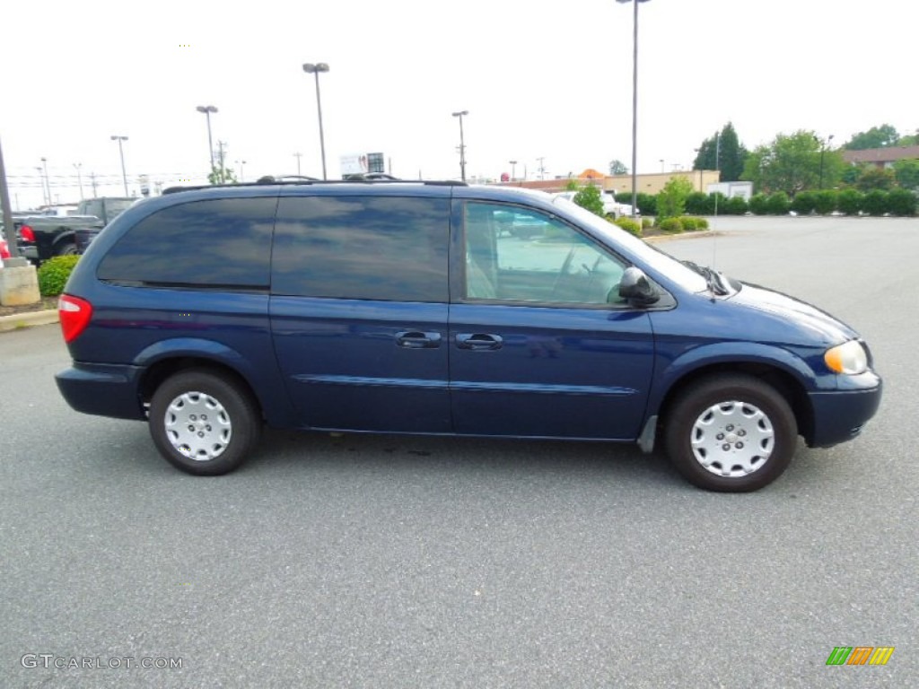 2003 Town & Country LX - Midnight Blue Pearl / Taupe photo #3