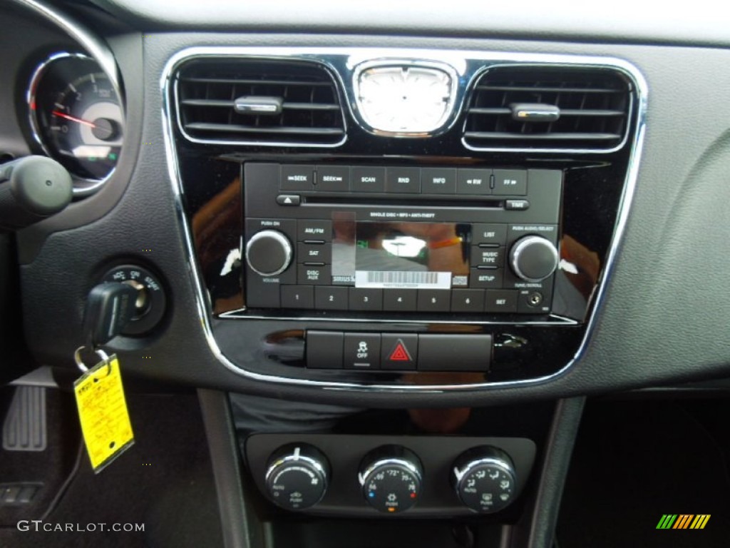 2013 Chrysler 200 Touring Sedan Controls Photo #69780154