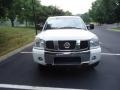 White - Titan SE Crew Cab 4x4 Photo No. 2