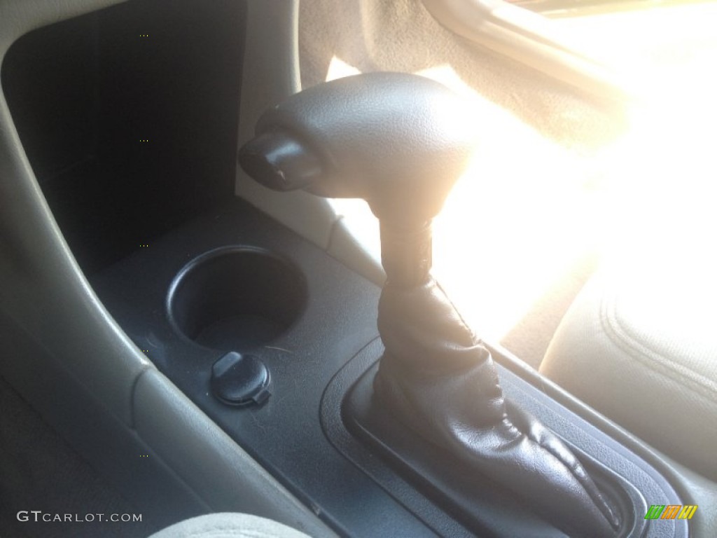 2005 Impala LS - Sport Red Metallic / Neutral Beige photo #32