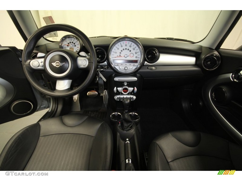 2009 Mini Cooper S Hardtop Punch Carbon Black Leather Dashboard Photo #69793193