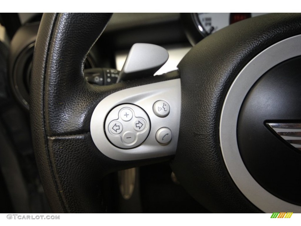 2009 Mini Cooper S Hardtop Controls Photo #69793372