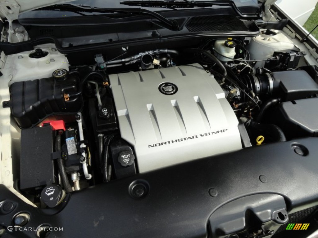 2005 Cadillac DeVille DTS Engine Photos