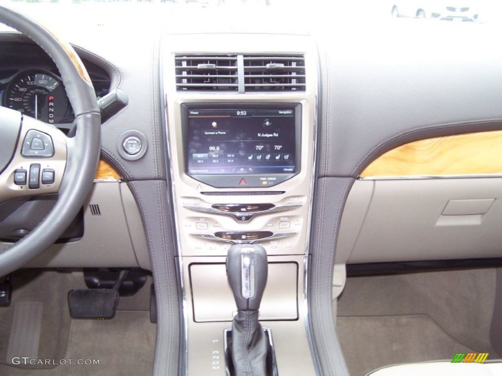 2011 MKX FWD - Red Candy Metallic / Medium Light Stone photo #8
