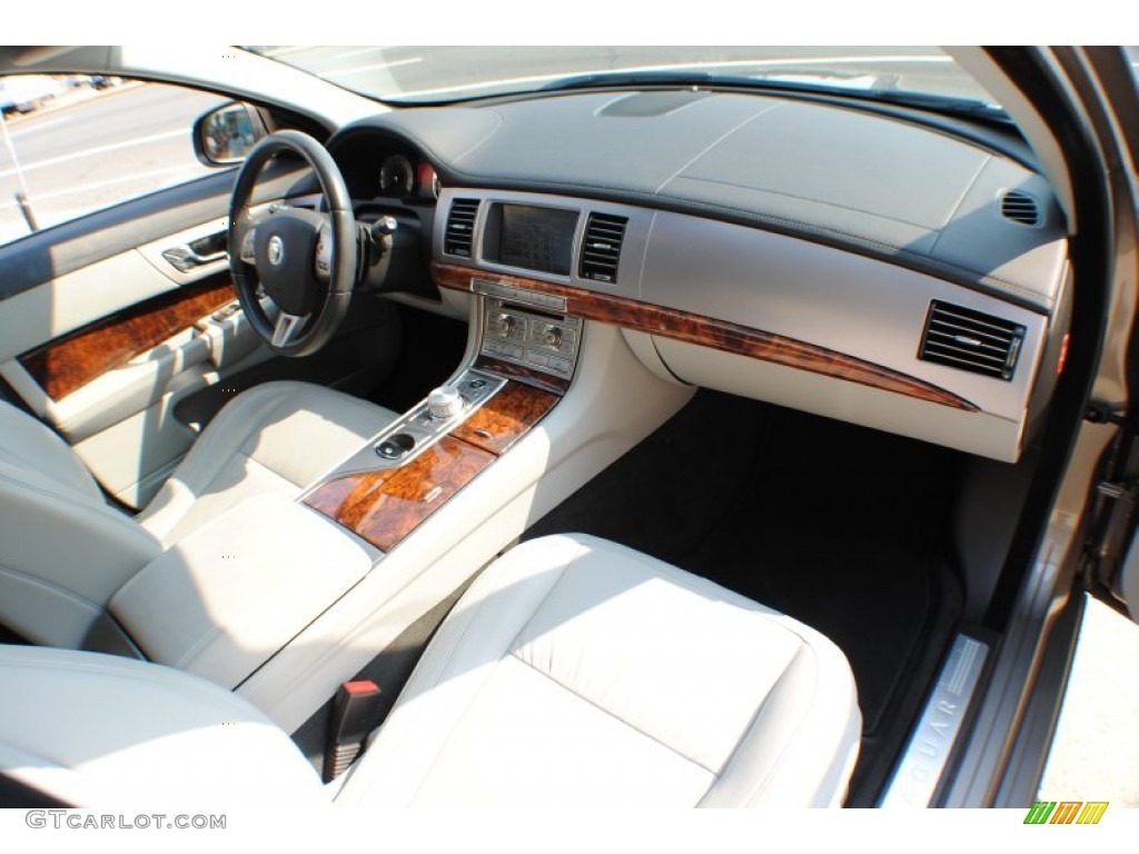 2009 Jaguar XF Luxury Dove/Charcoal Dashboard Photo #69798394