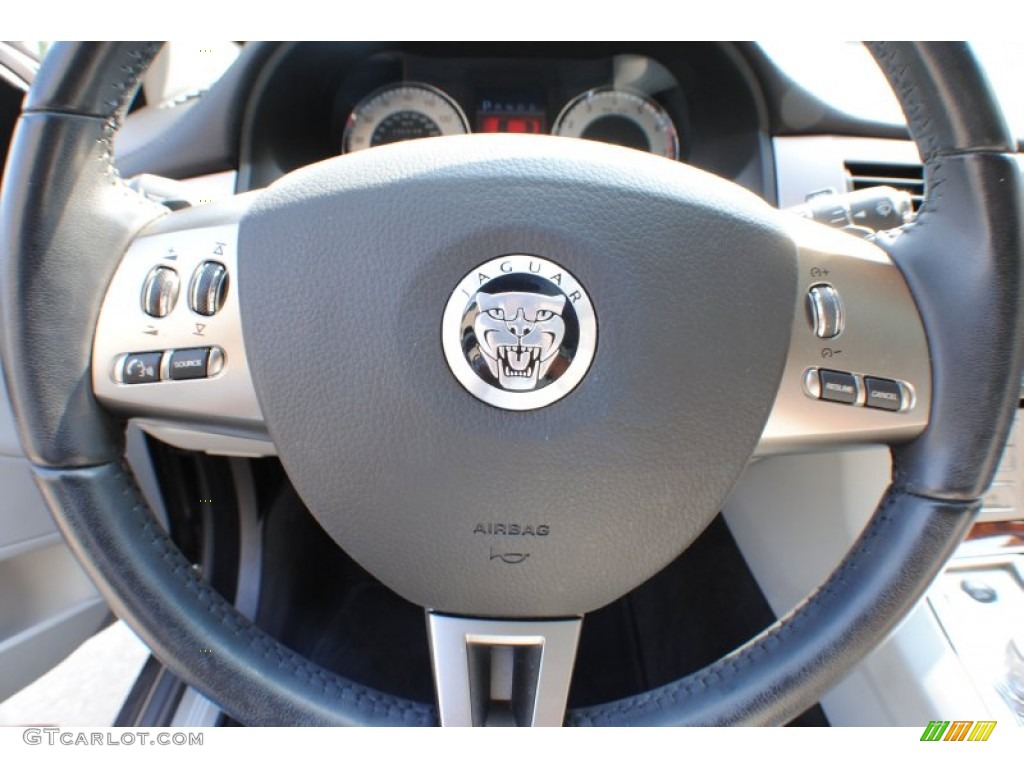 2009 Jaguar XF Luxury Dove/Charcoal Steering Wheel Photo #69798538