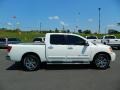 Blizzard White - Titan SE Crew Cab Photo No. 2