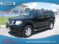 Super Black - Pathfinder SE 4x4 Photo No. 2