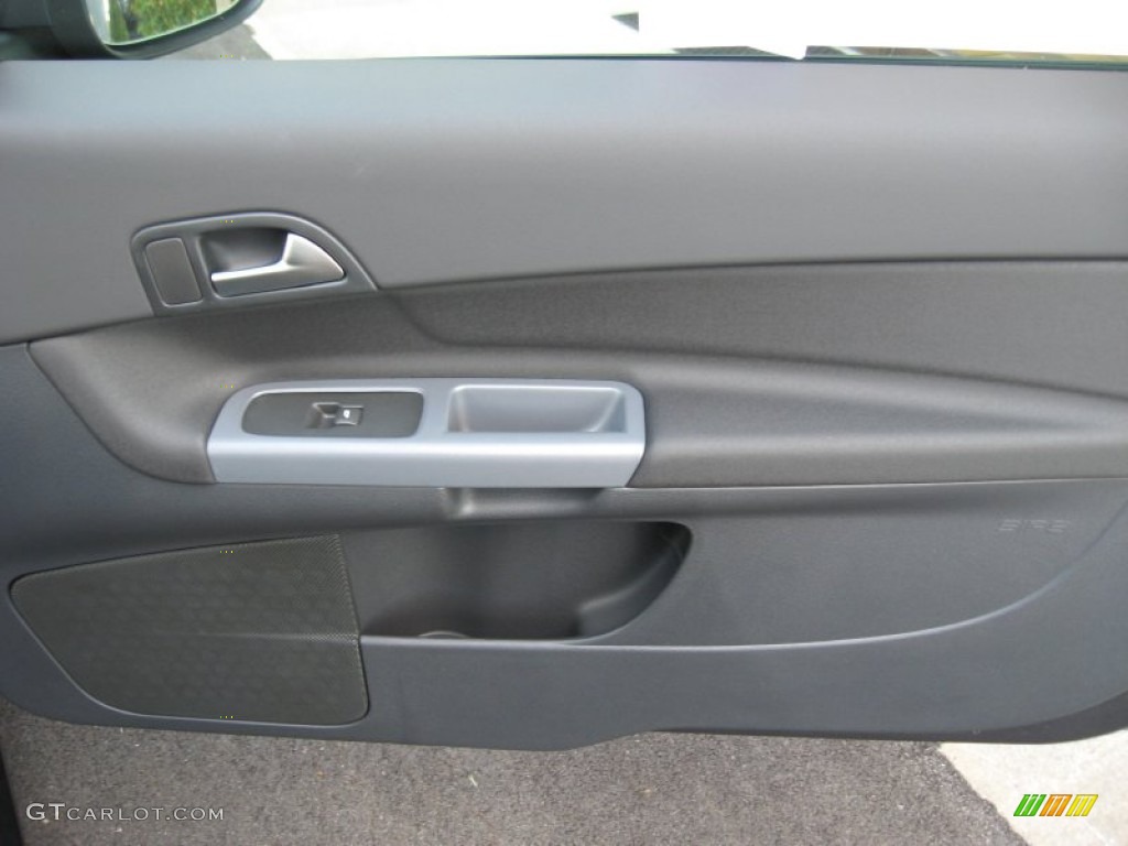 2013 C30 T5 - Titanium Grey Metallic / Off Black photo #20