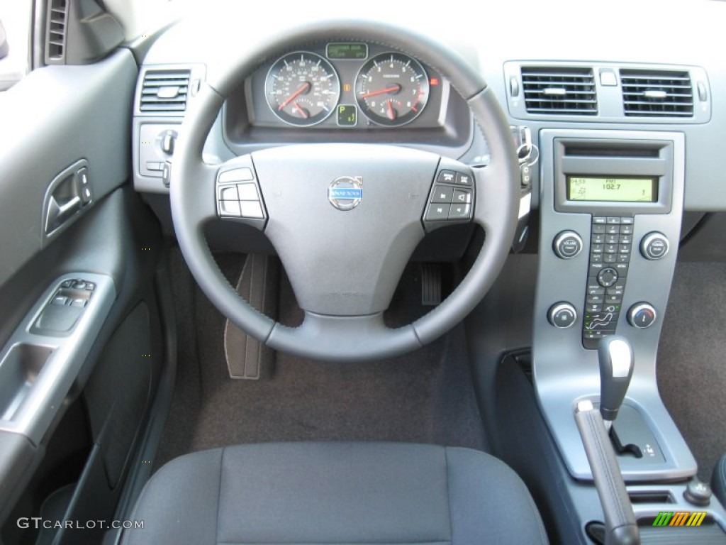 2013 Volvo C30 T5 Off Black Dashboard Photo #69800728