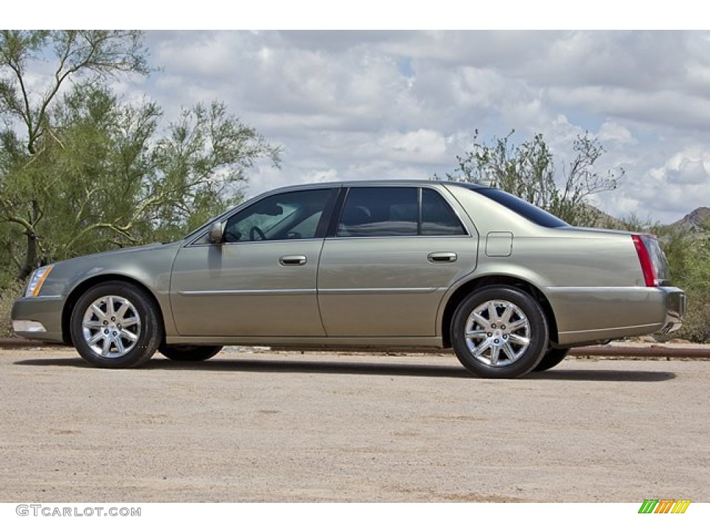 Tuscan Bronze ChromFlair 2011 Cadillac DTS Standard DTS Model Exterior Photo #69801082