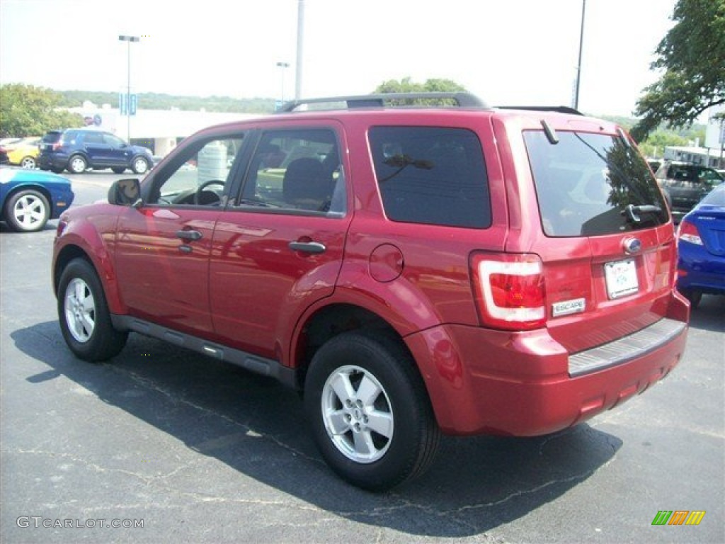 2009 Escape XLT V6 - Sangria Red Metallic / Charcoal photo #5