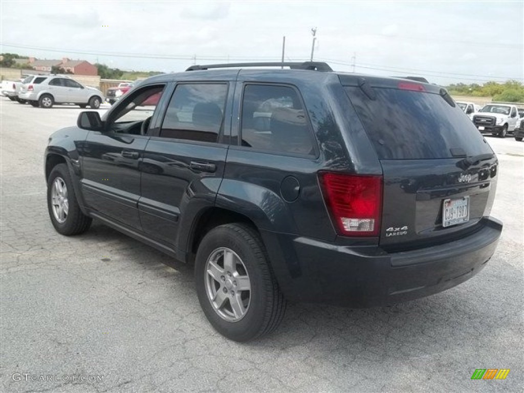 2010 Patriot Latitude - Dark Charcoal Pearl / Dark Slate Gray photo #5