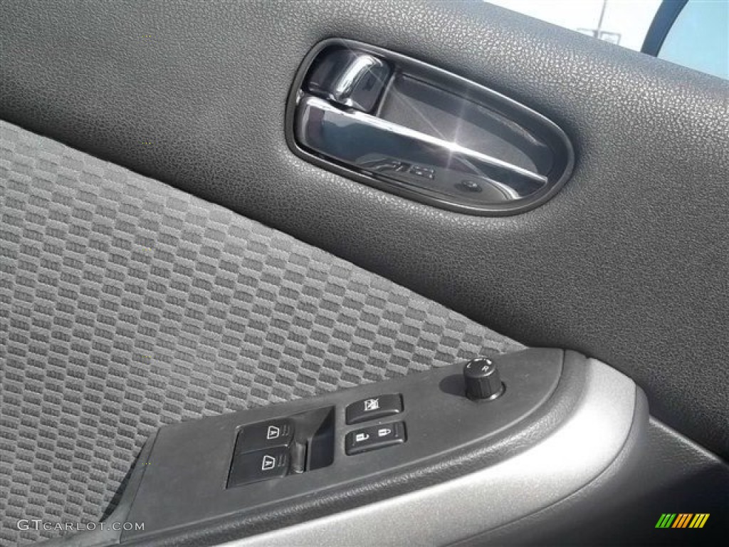 2009 Altima 2.5 S Coupe - Code Red Metallic / Charcoal photo #11