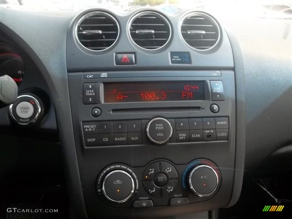 2009 Altima 2.5 S Coupe - Code Red Metallic / Charcoal photo #14
