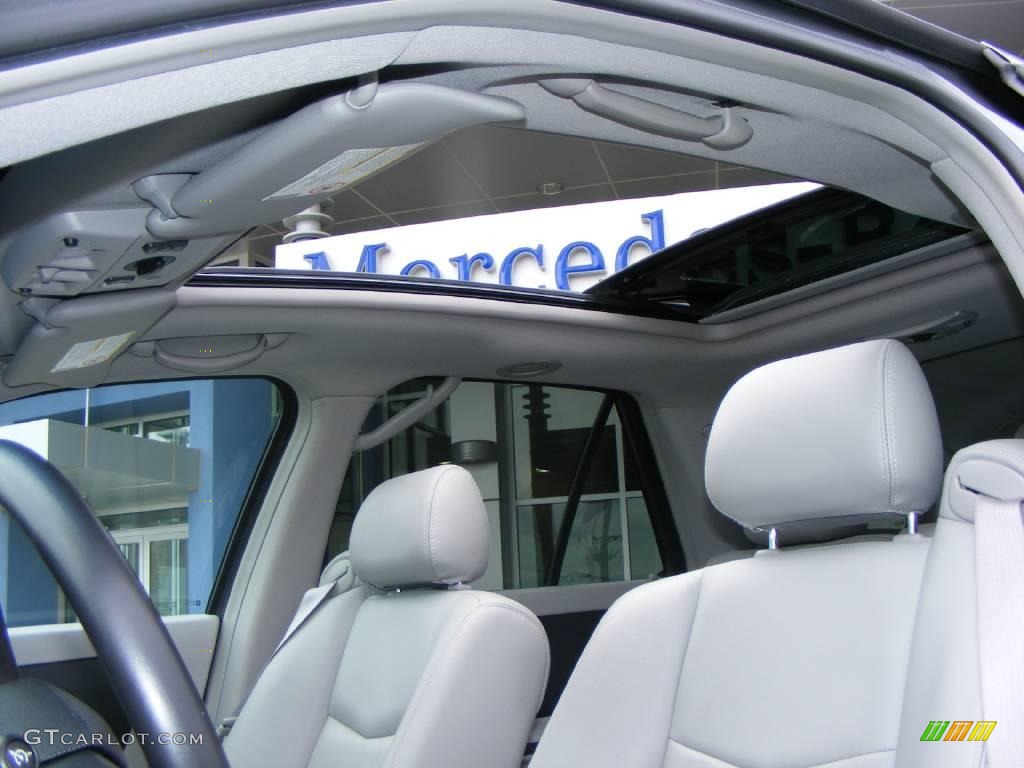 2006 SRX V6 - Silver Smoke / Light Gray photo #9
