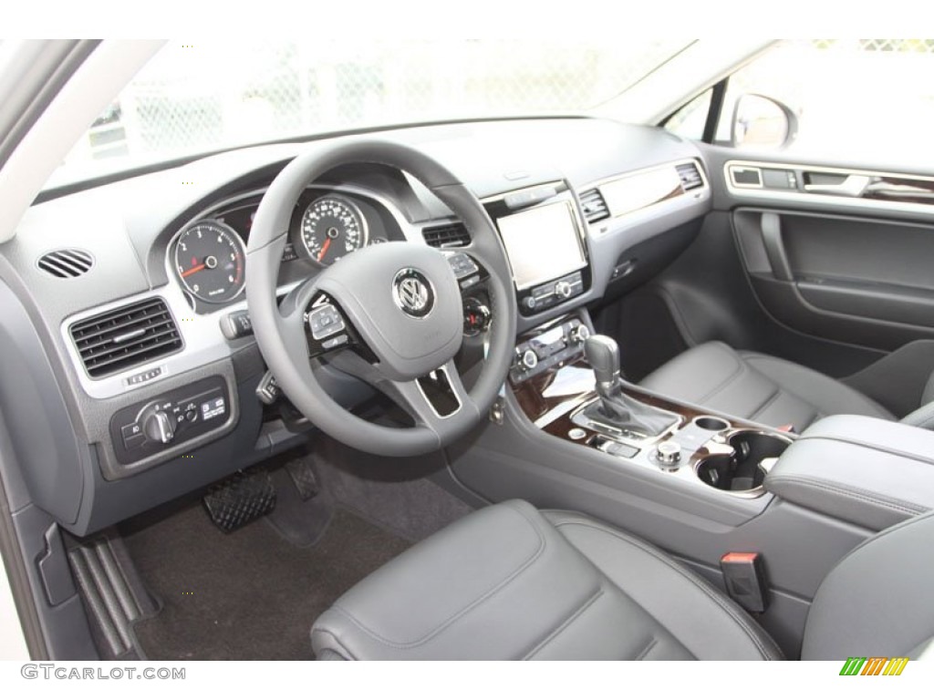 Black Anthracite Interior 2013 Volkswagen Touareg TDI Executive 4XMotion Photo #69803936