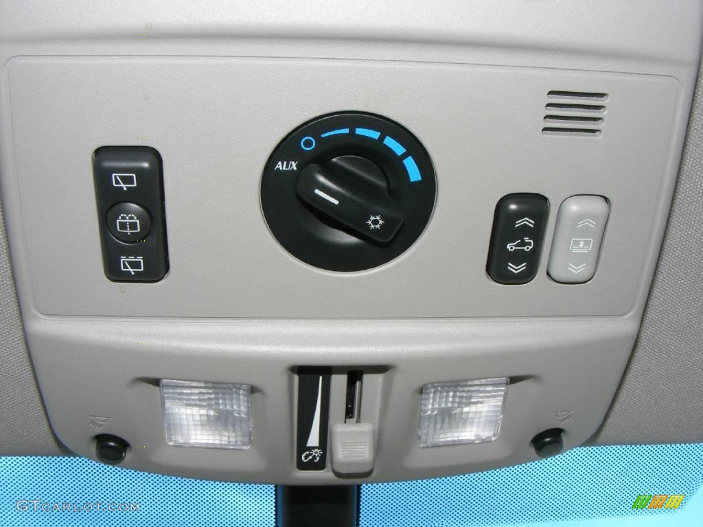 2006 SRX V6 - Silver Smoke / Light Gray photo #16