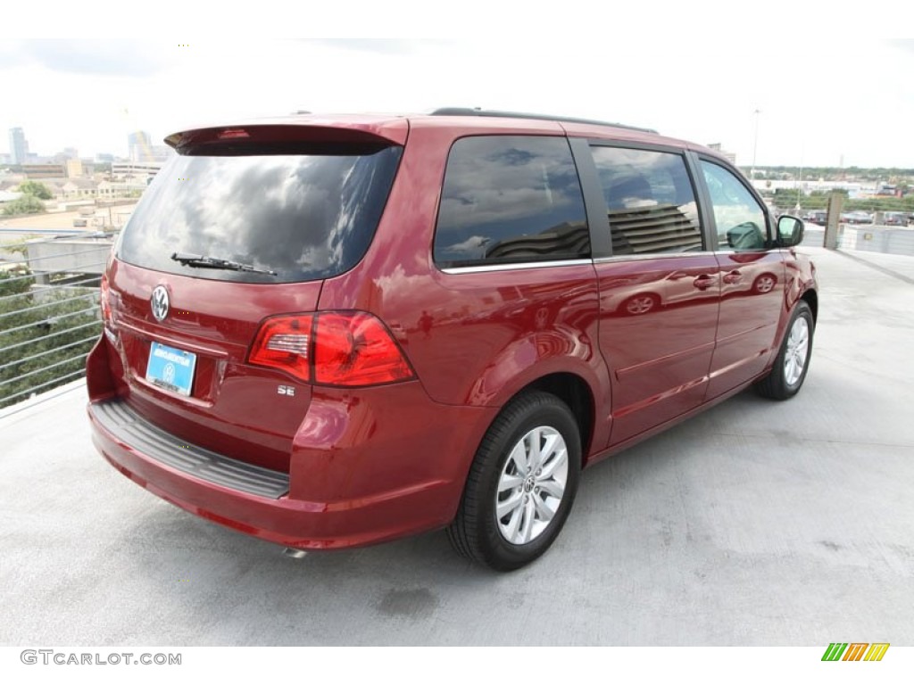 2012 Routan SE - Deep Claret Red Metallic / Aero Gray photo #7