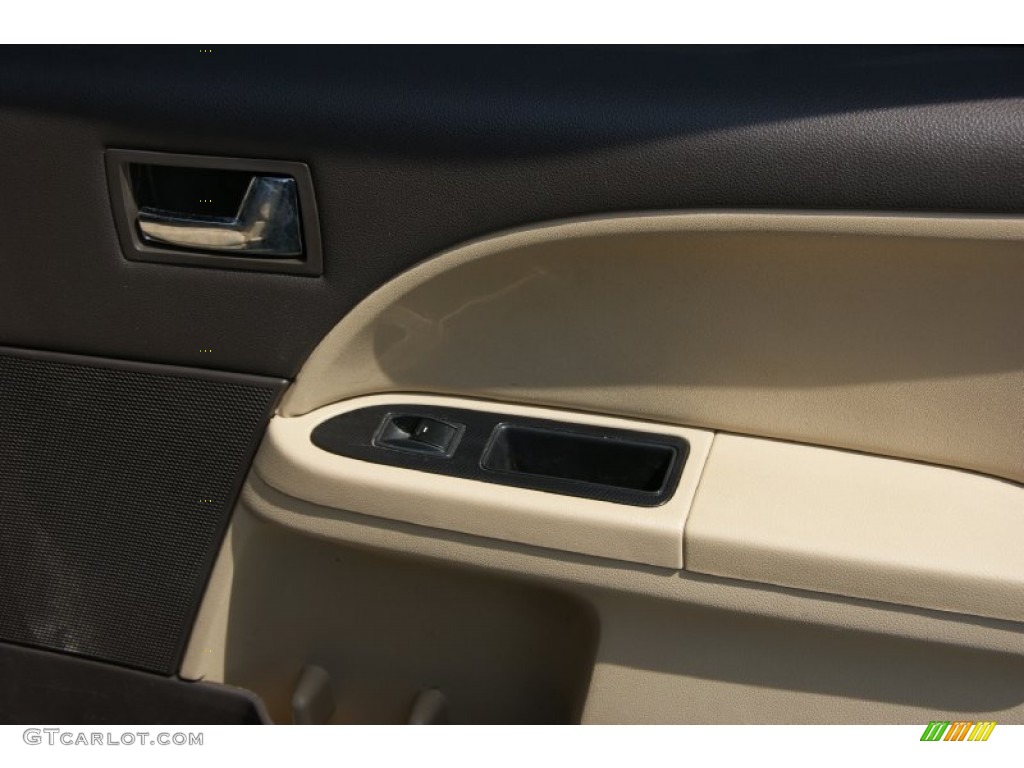 2008 Taurus X SEL - Dark Ink Blue Metallic / Medium Light Stone photo #19