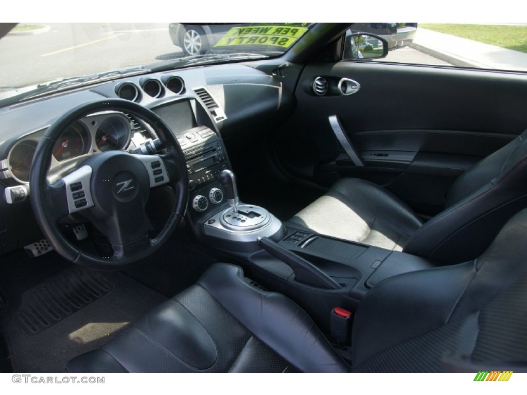 2006 350Z Touring Coupe - Magnetic Black Pearl / Charcoal Leather photo #10