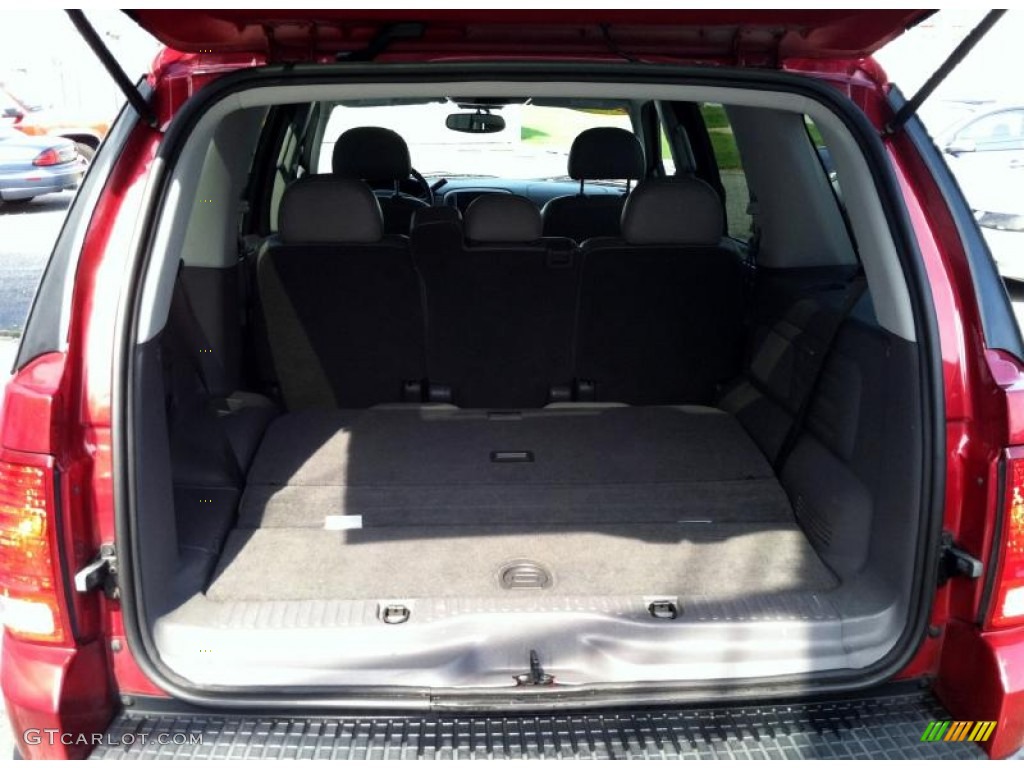 2005 Explorer XLT 4x4 - Redfire Metallic / Graphite photo #17